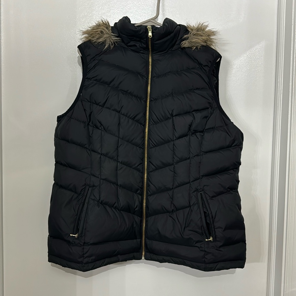 Women’s Metaphor Winter Vest with Fur Lined Hood, Size XL, Color Black